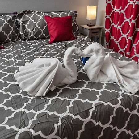 Urban Retreat 1Br With Free Park Houston Exterior foto